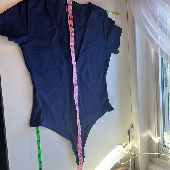 NWT House of Harlow 1960 Deep V-Neck Thong Bodysuit Size Large, Navy - Picture 15 of 15